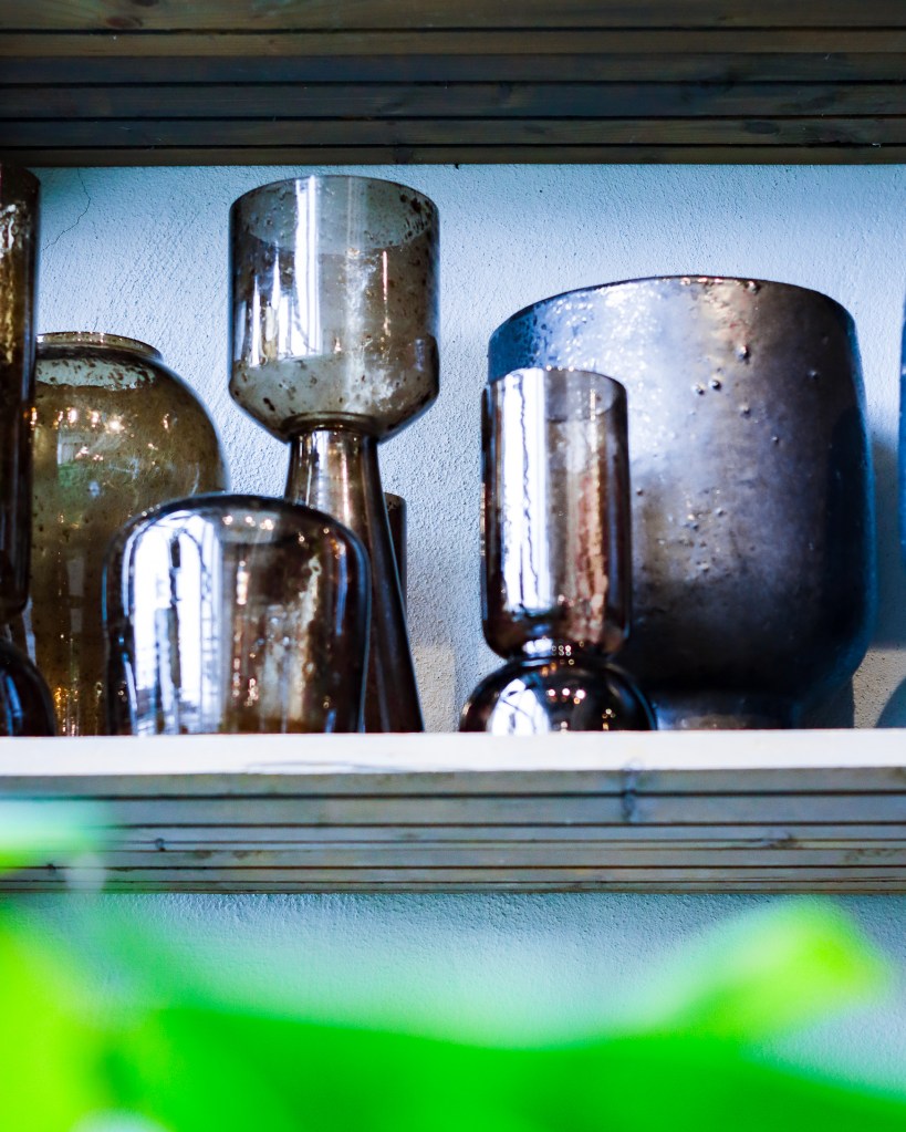 Different sized decorative articles